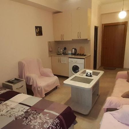 Апартаменты Parkside Apartament Батуми Экстерьер фото